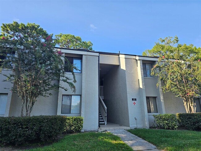 Building Photo - 171 Springwood Cir