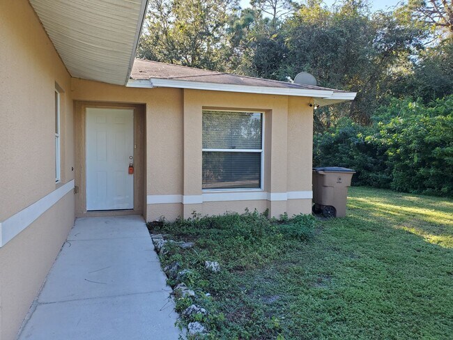 Photo - 4833-4835 30th St SW Apartment