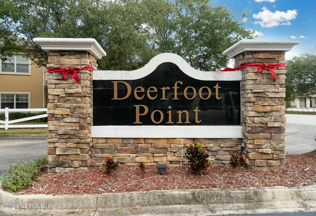 Foto del edificio - 7217 Deerfoot Cir