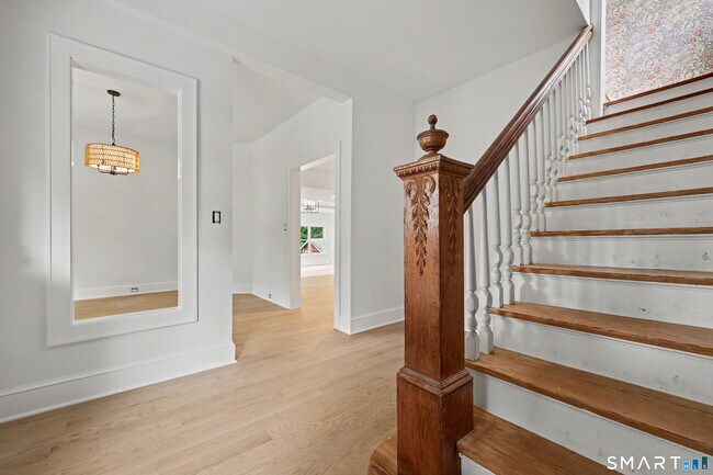 Foto del edificio - 15 Shorelands Pl