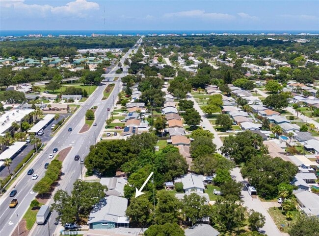 Foto del edificio - 11615 Park Blvd