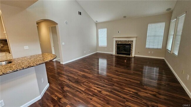 Building Photo - 133 La Mirage Cir
