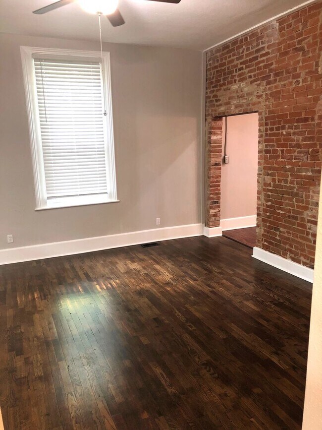 Building Photo - Coming in June!! Historic 4 Bed, 2 Bath House