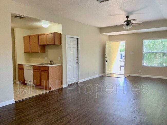 Building Photo - 14544 Clovelly Wood