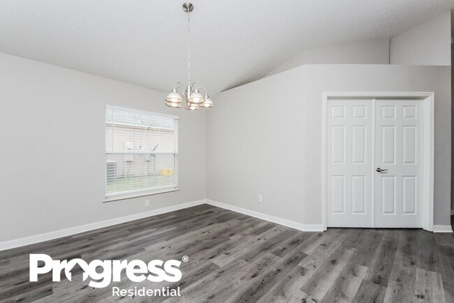 Foto del edificio - 4150 Waltham Forest Dr