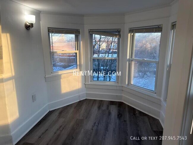 Foto del edificio - 36 Third St Apt.