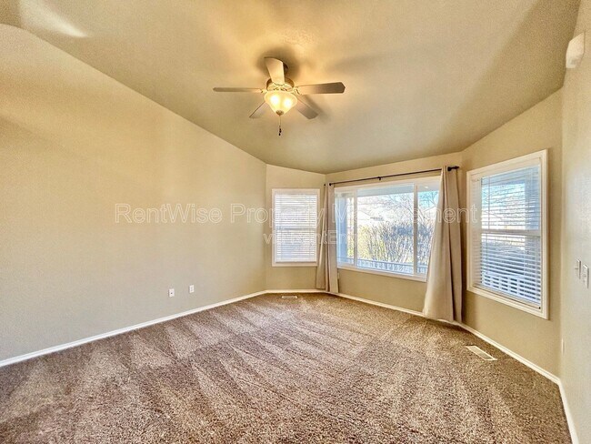 Foto del edificio - 10829 Cloudless St