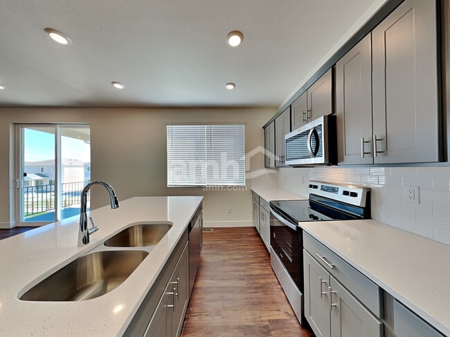 Foto del edificio - 3959 Patterdale Pl