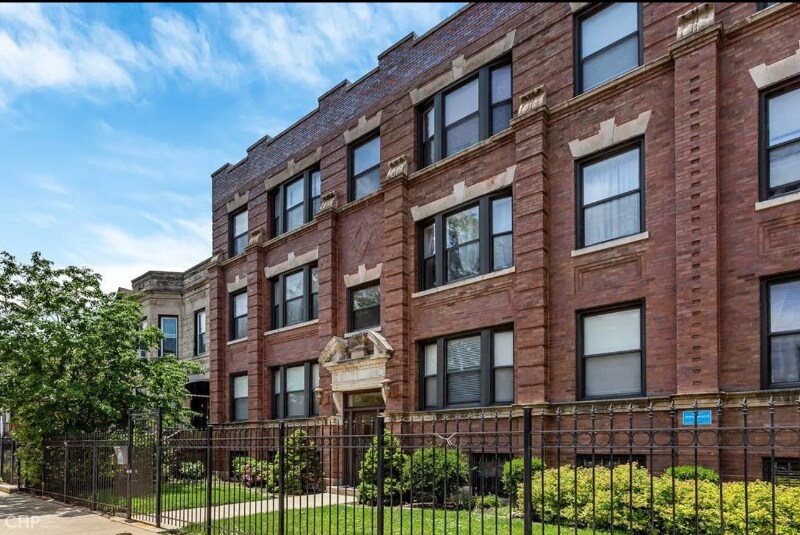 4228 S Champlain Ave, Chicago, IL 60653 Condo for Rent in Chicago, IL