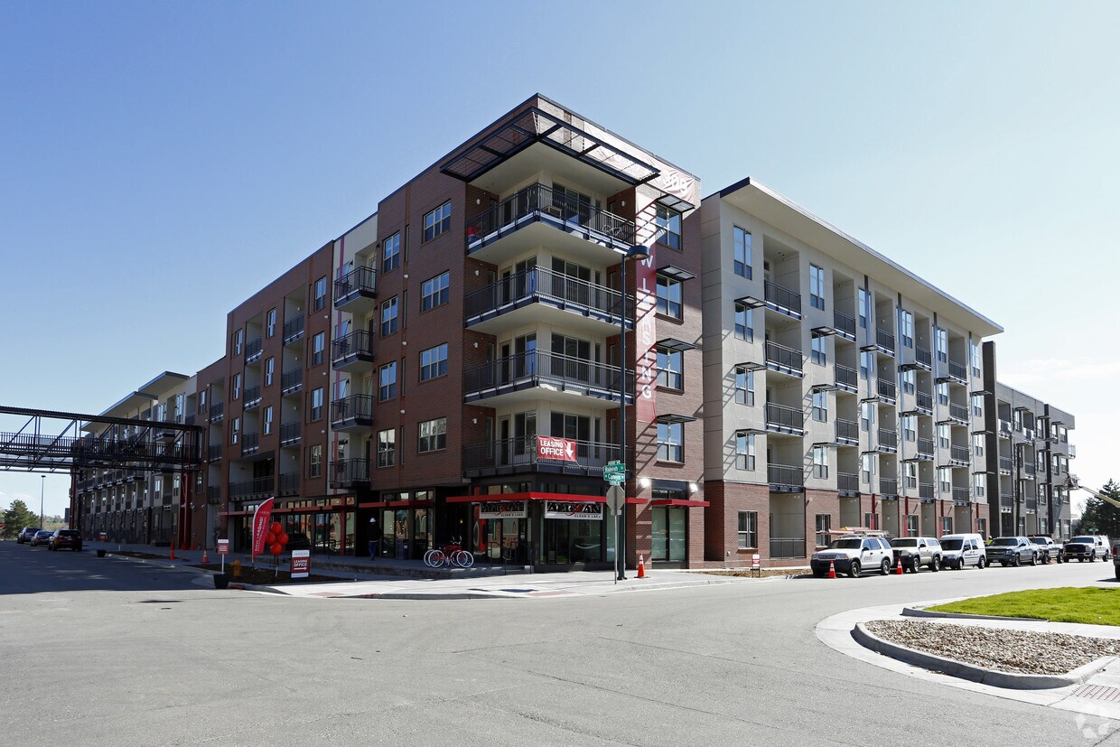 Regatta at Sloan's Lake 1565 Raleigh St Denver, CO Apartments for