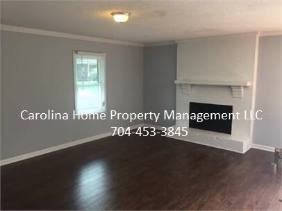 Building Photo - 603 W Horah St
