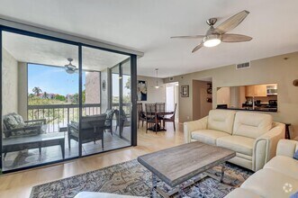 Building Photo - 950 Lavers Cir
