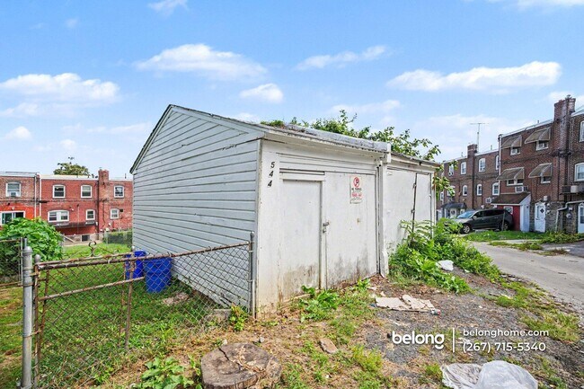 Building Photo - 544 Wiltshire Rd