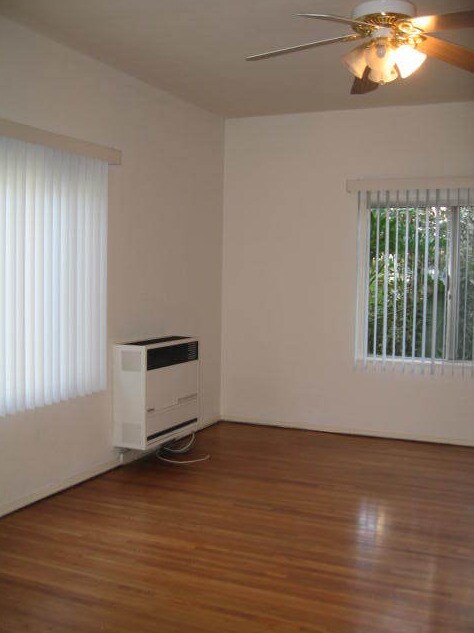 Foto del edificio - 4262 W 1st St, Los Angeles, CA, 90004