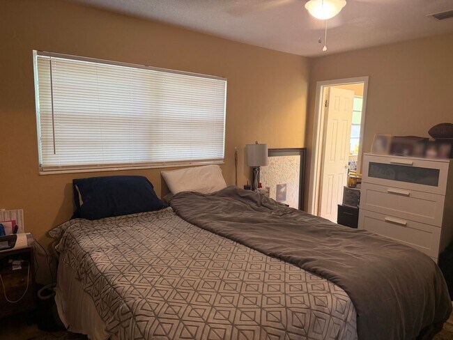 Building Photo - Beautiful 3 Bedroom 2 Bathroom House!!!