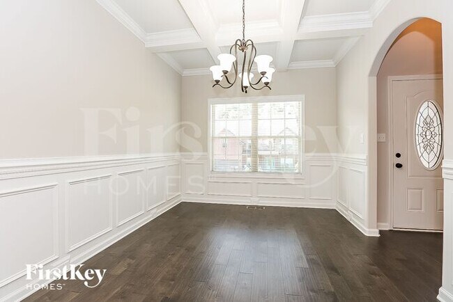 Foto del edificio - 1594 Raven Rd