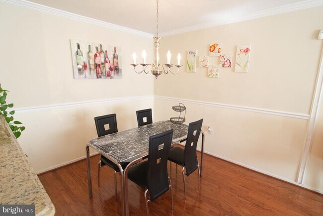 Building Photo - 7718B Lexton Pl