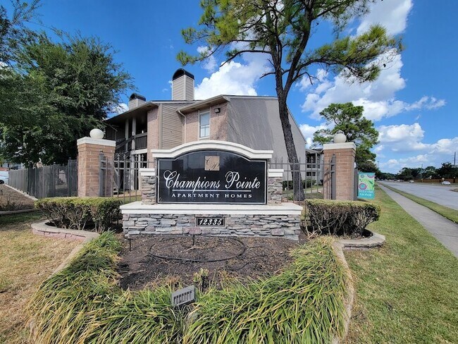 Foto del edificio - 12335 Antoine Dr