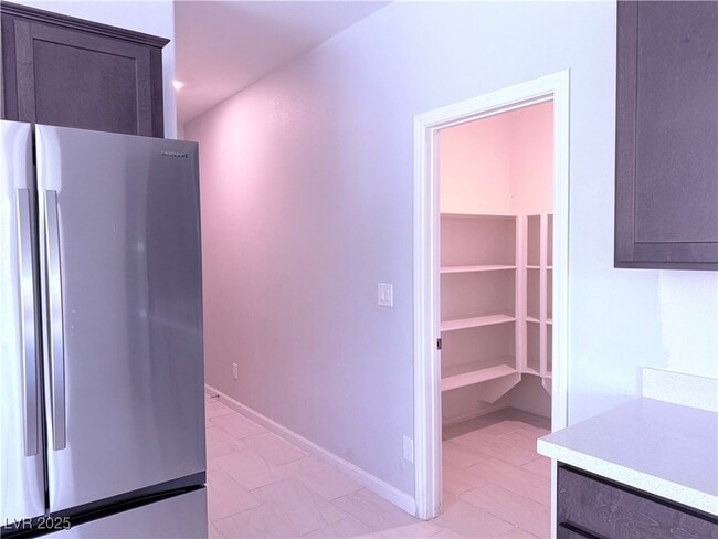 Foto del edificio - 3032 Misty Pine Ave.