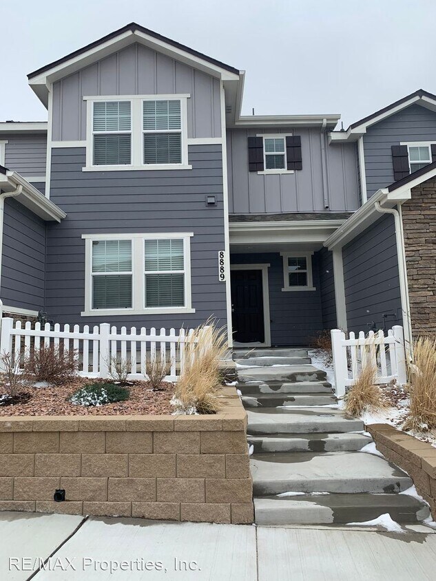 Primary Photo - 2 br, 2.5 bath House - 8889 Meadow rose