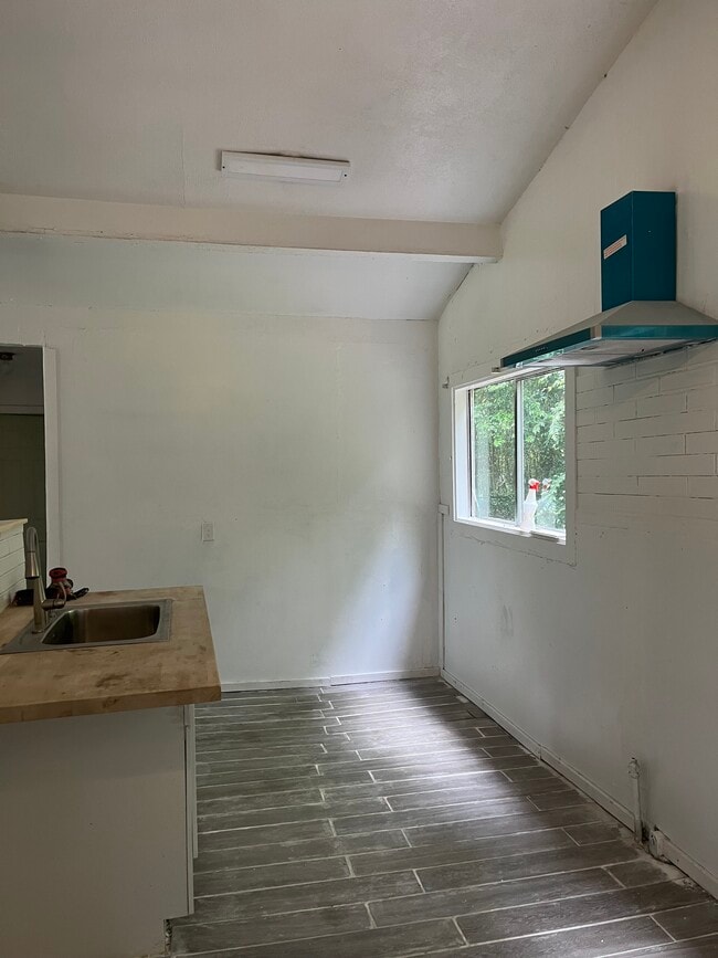 Building Photo - 4450 Tech Dr