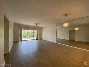 Building Photo - 328 Sugar Pine Ln