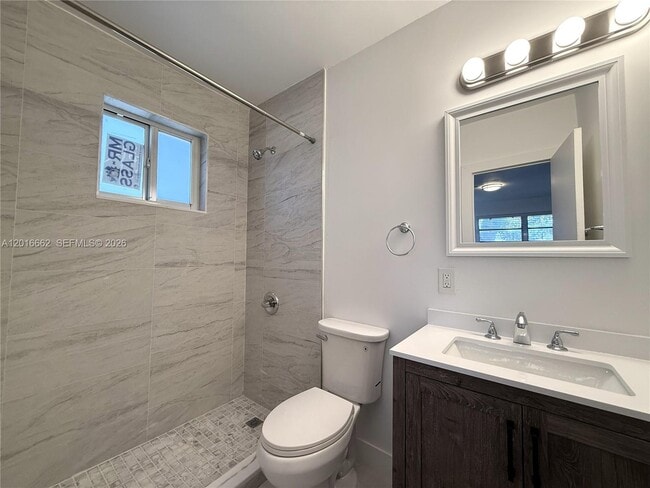 Foto del edificio - 155 SW 71st Ave