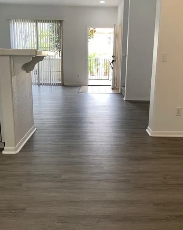 Building Photo - 1460 Rancho Rose Way
