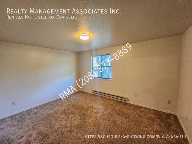 Building Photo - Quality Duplex in the Heart of Boise