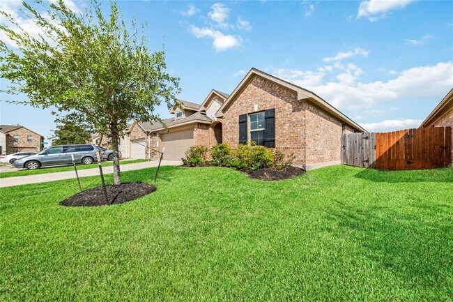 Building Photo - 23818 Piedmont Forest Dr
