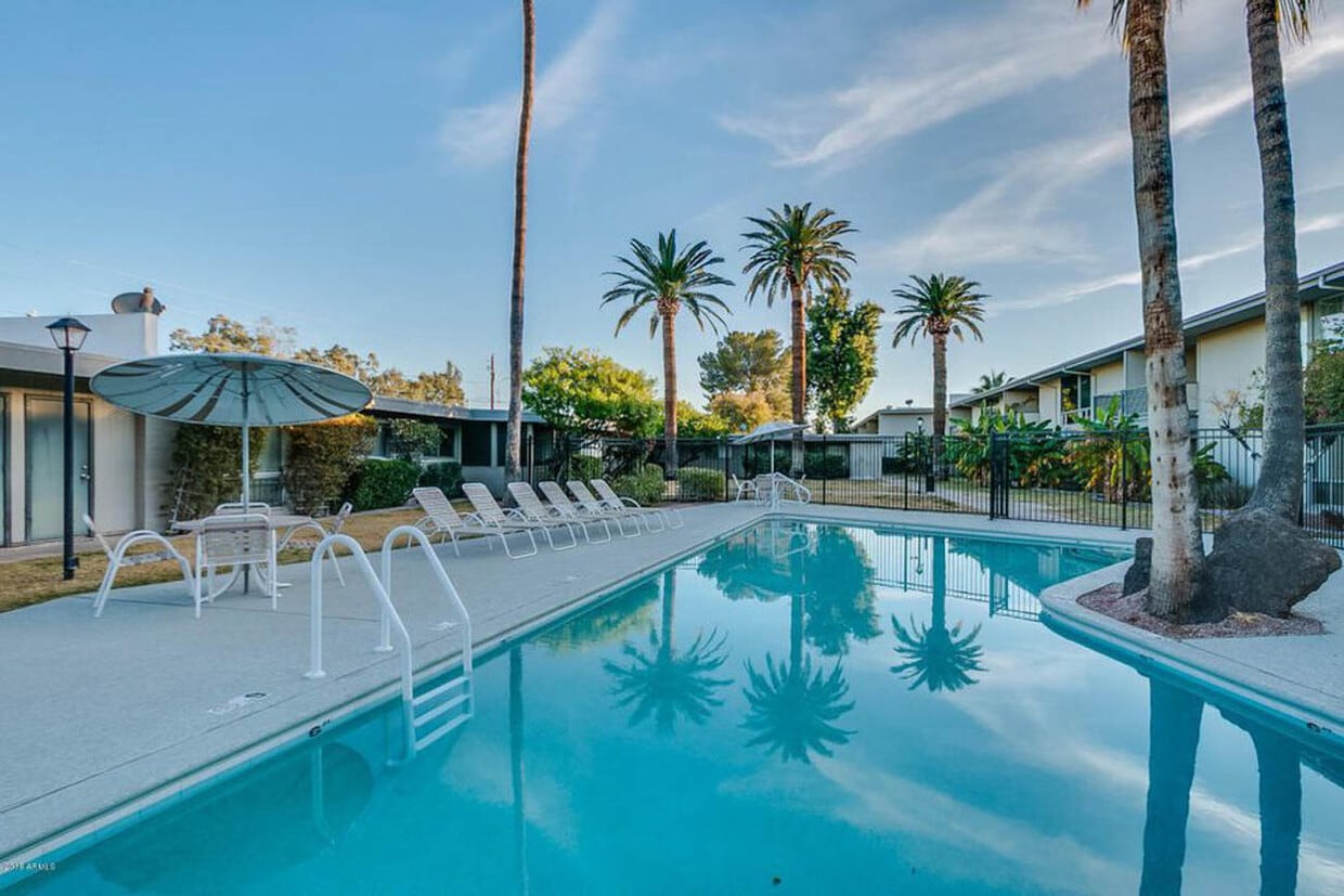 Photo - 3242 E Camelback Rd (Phoenix, AZ)