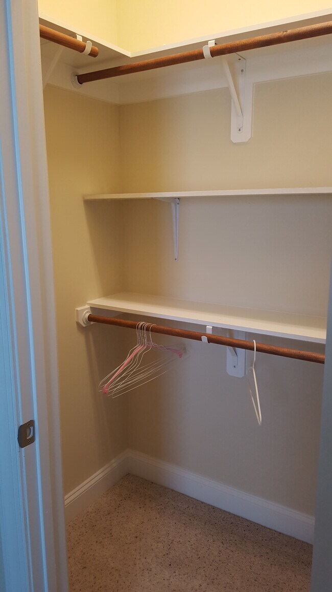 Foto del edificio - 1009 Hemby Ridge Ln