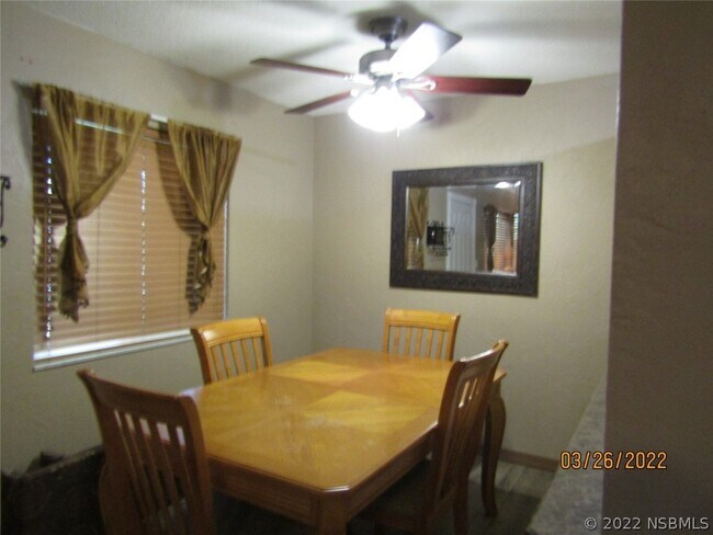 Foto del edificio - 400 Oakridge Blvd