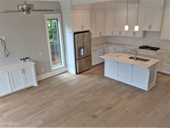 Building Photo - 3 br, 2.5 bath Condo - 131 S 31st Ave.