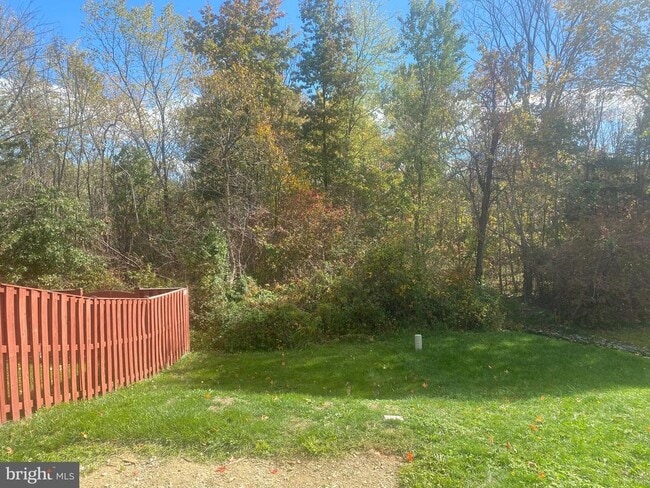 Building Photo - 162 Lexington Ct