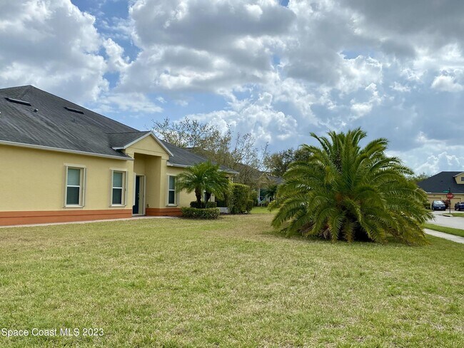 Building Photo - 3169 Vallejo Way