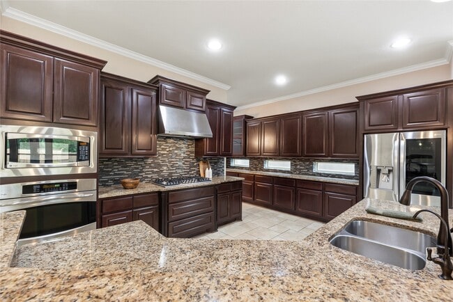 Building Photo - 9915 Rochs Hill Ct