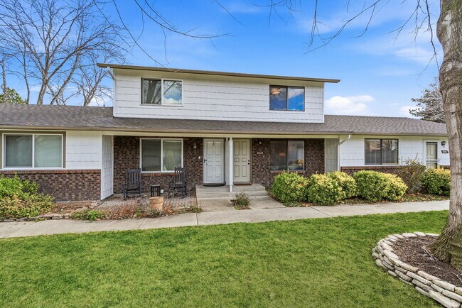 Foto del edificio - 8443 W Rifleman St