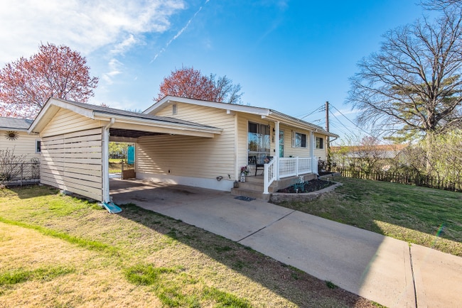 Building Photo - 11054 Ridge Forest Ct