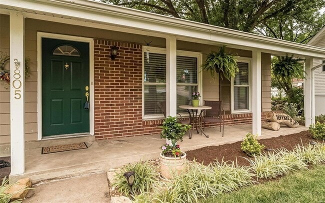 Building Photo - 805 Rockhurst Dr