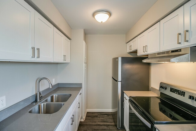 Los mayas - Poet Place Apartments