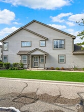 Building Photo - 817 Blue Spruce Ct