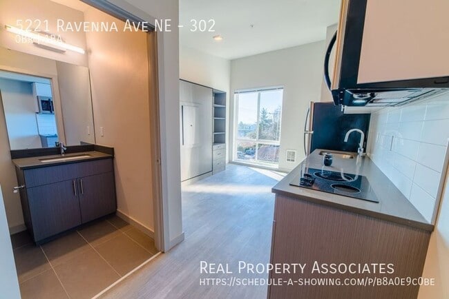 Foto del edificio - 5221 Ravenna Ave NE