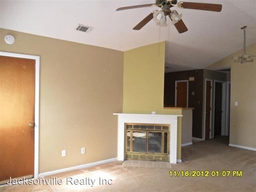 Building Photo - 102 Mulberry Ln