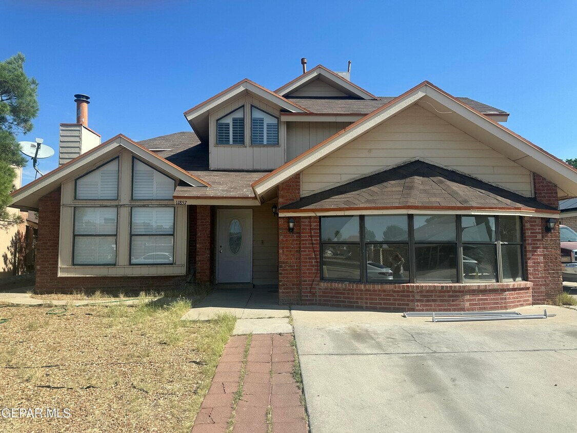 Foto principal - 11857 Priscilla Cir