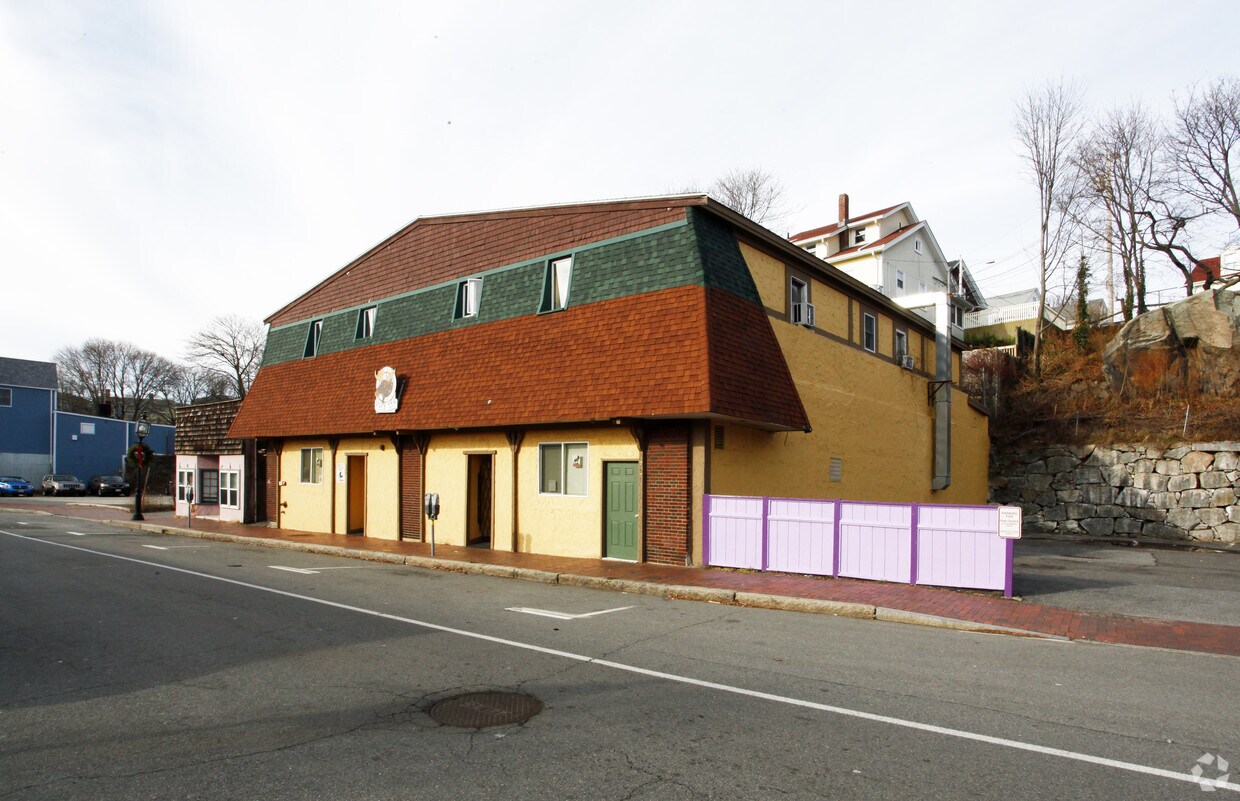 Foto principal - 262-264 Main St