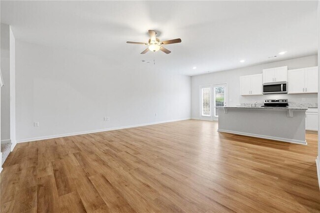 Foto del edificio - 255 Deerberry Dr
