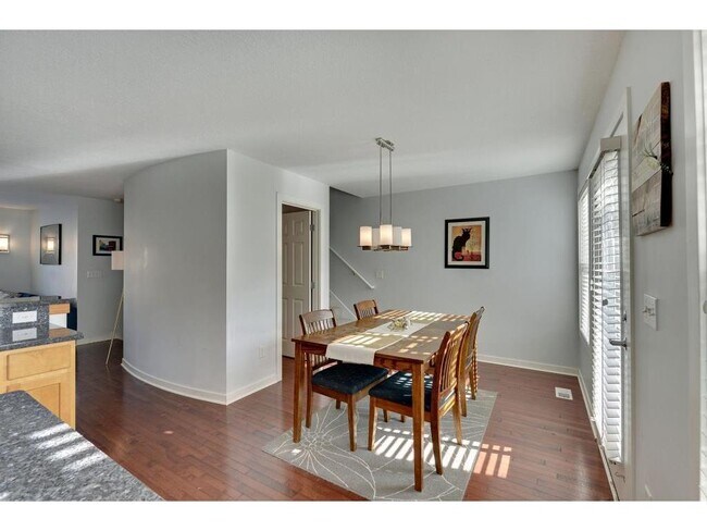 Foto del edificio - 1440 Marshall St NE