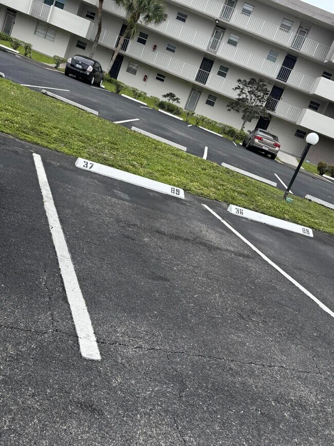 Foto del edificio - 2861 NW 47th Terrace