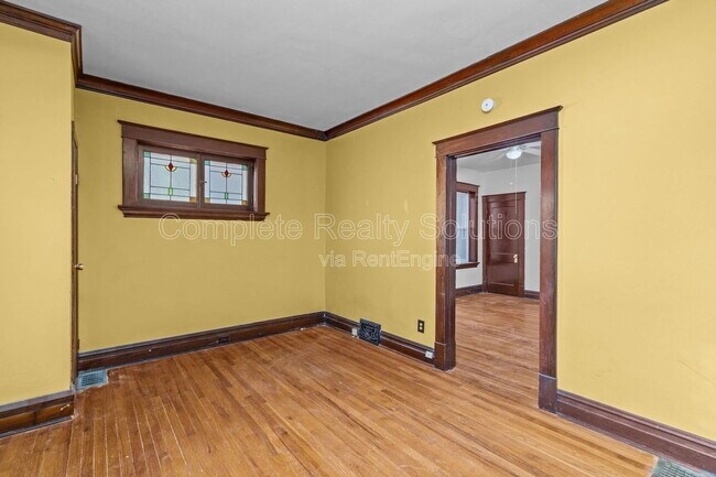 Foto del edificio - 5223 Bancroft Ave